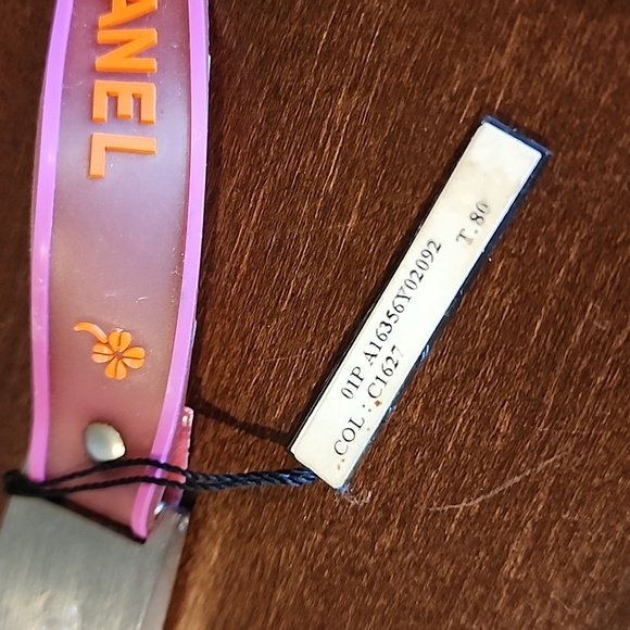 Authentic Chanel belt- rare - Picture 6 of 8